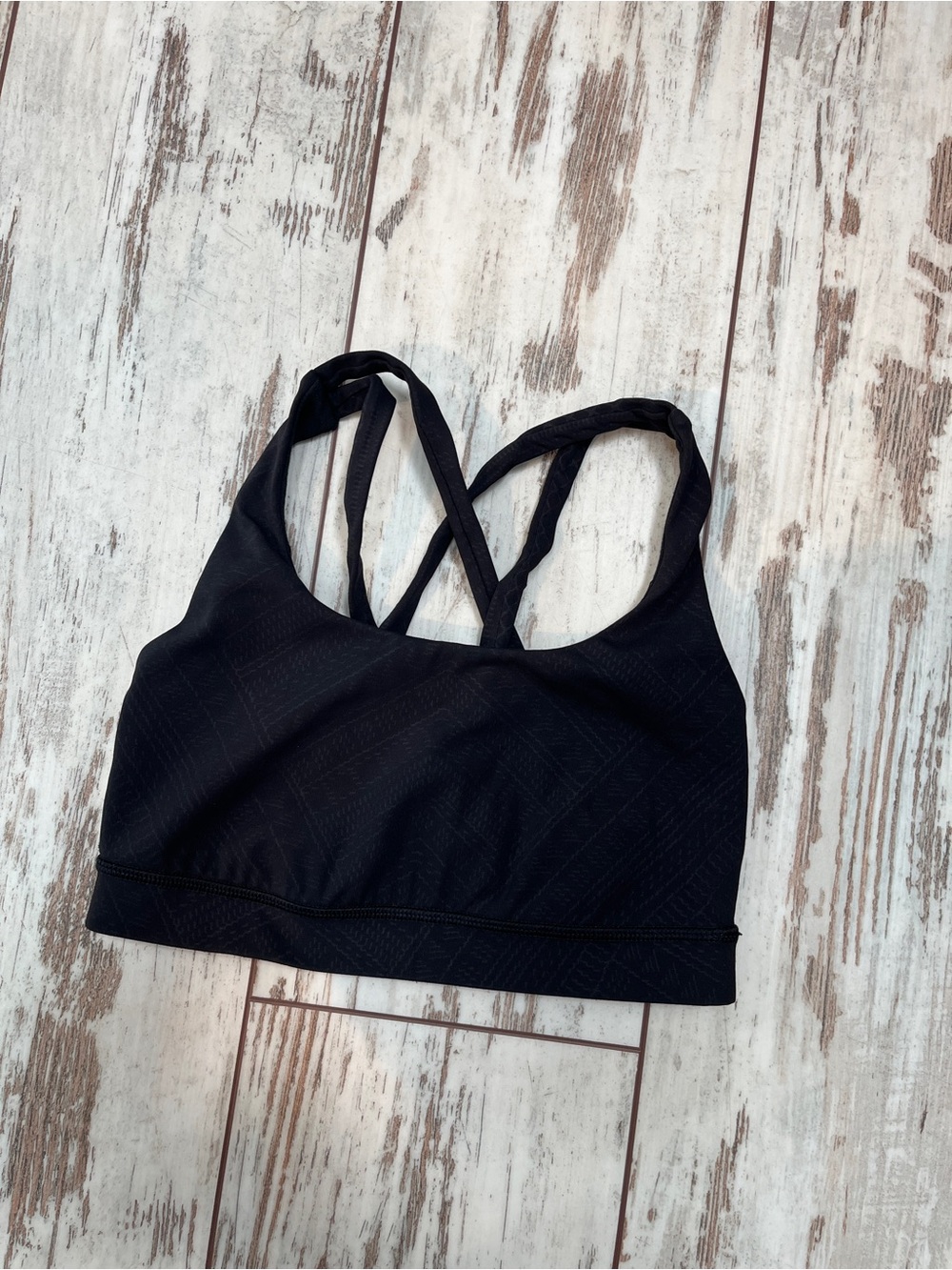 Lululemon Energy Bra Black Strappy Back Geometric Embossed Medium Support 4 - Picture 4 of 11
